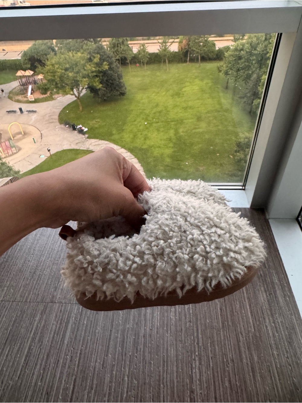 Cozy Cream Sherpa Slip-On Slipper